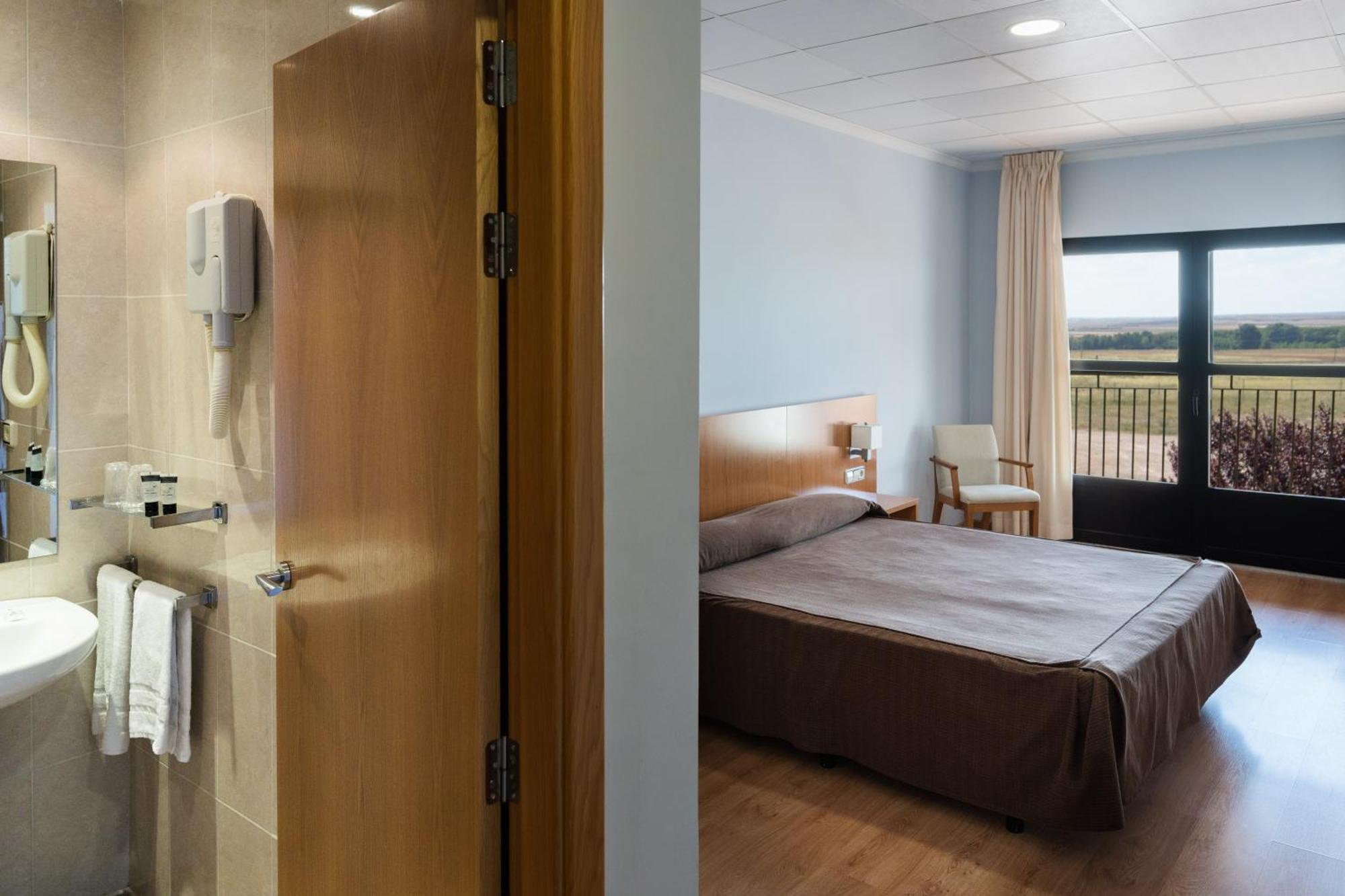 As Monreal Del Campo Otel Dış mekan fotoğraf